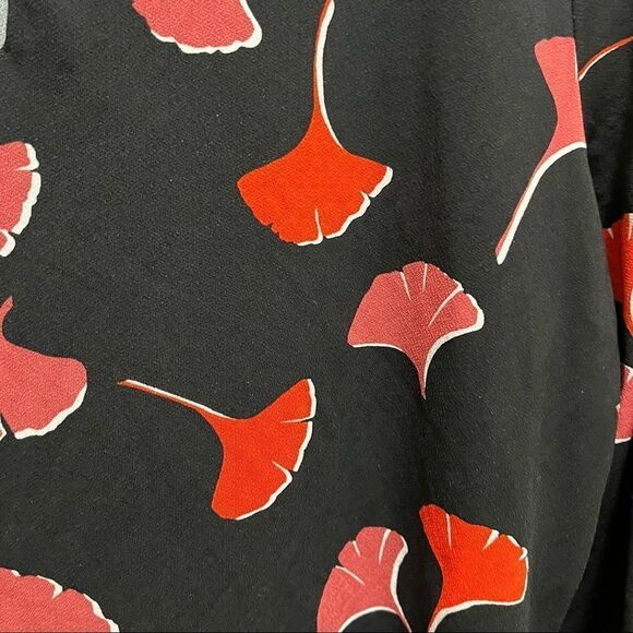 Boss Hugo Boss Black & Red Floral 3/4 Sleeve Blouse - Picture 6 of 7